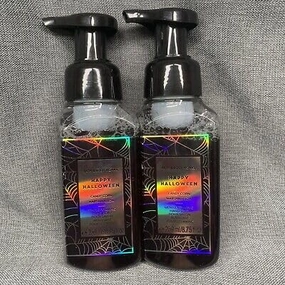 2 Gentle Foaming Hand Soap HAPPY HALLOWEEN bath body 8.75 oz