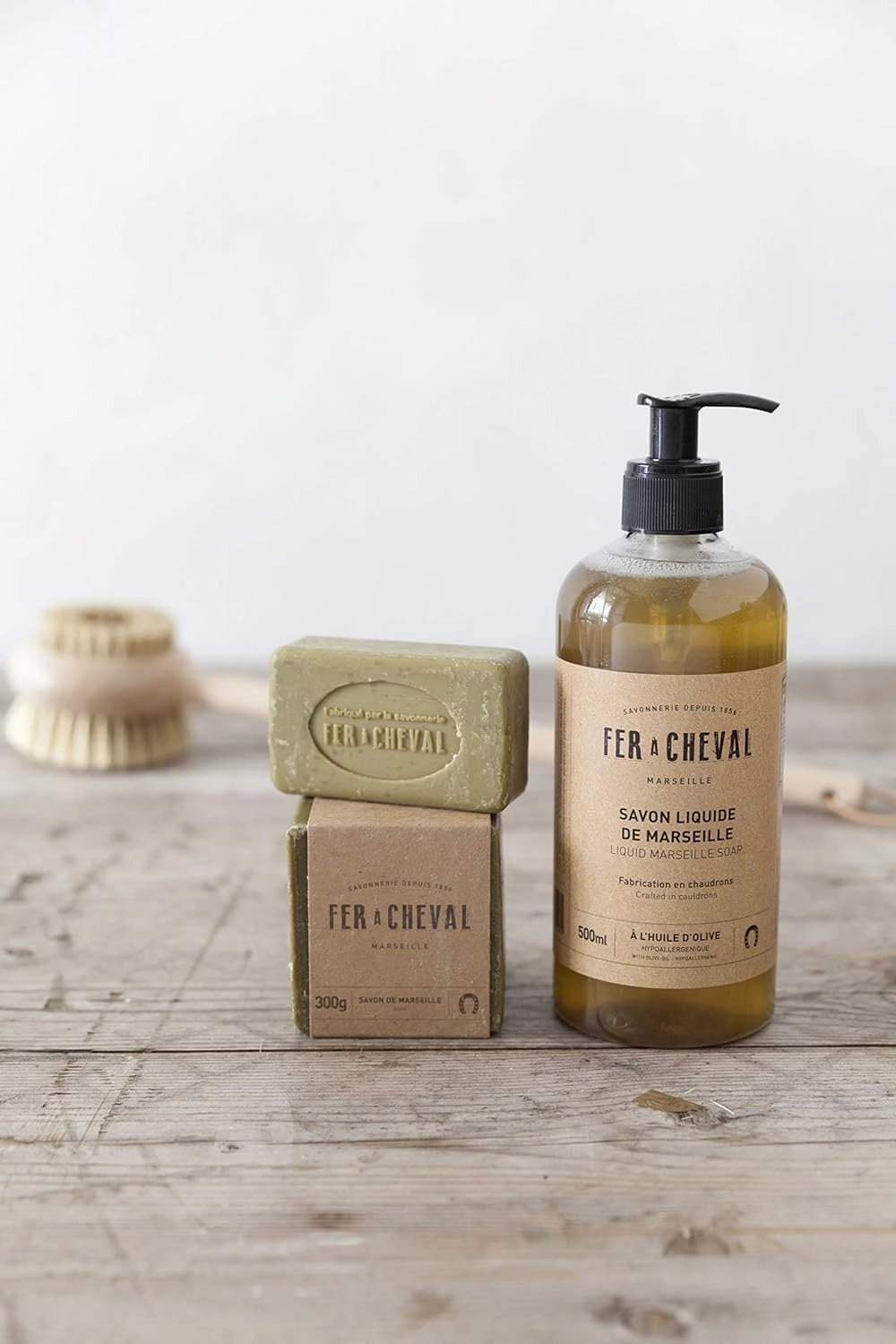 Fer à Cheval Olive Oil Liquid Marseille Soap, Hypoallergenic Savon Liquide De Marseille, Crafted in Cauldrons, 16.9 fl oz
